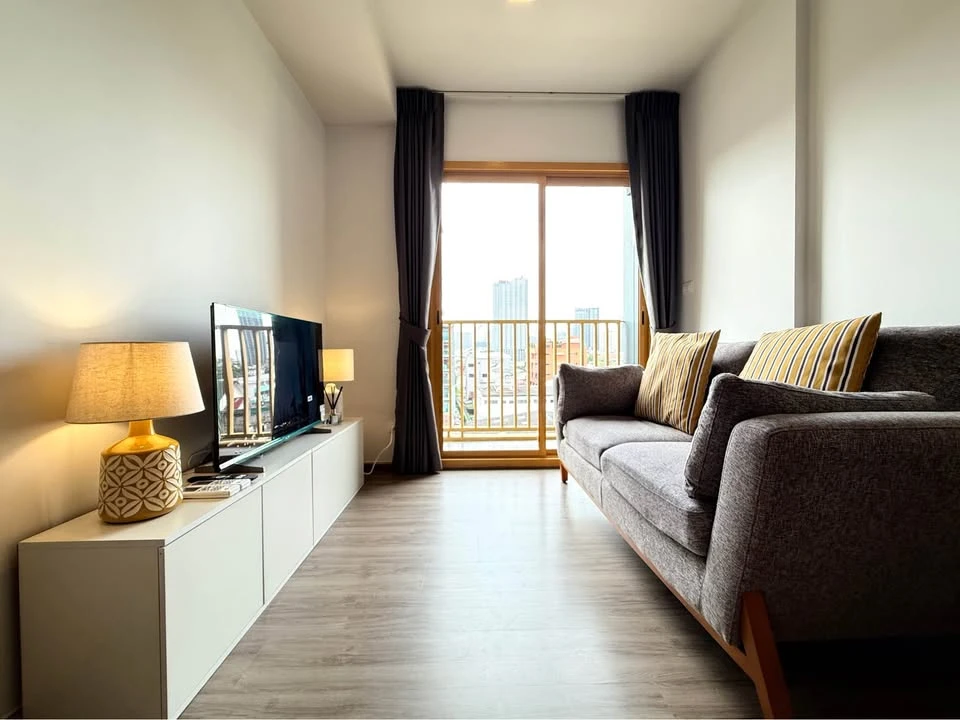 For rent: The Base Sukhumvit 50, 7th floor, nice room, fully furnished, book now.