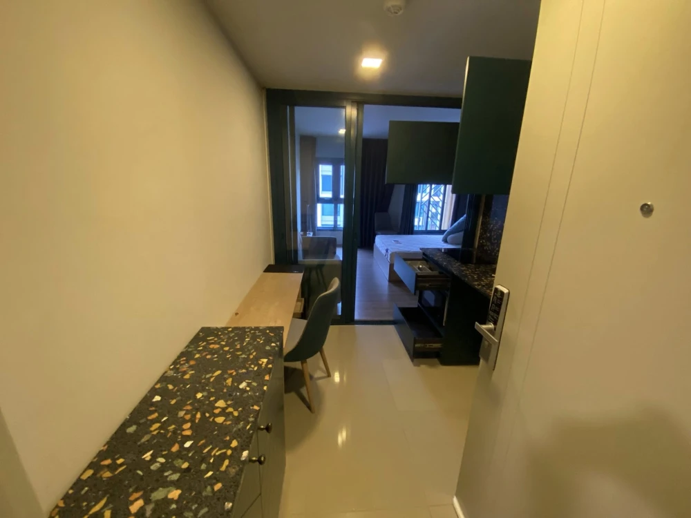 For rent: The Base Sukhumvit 50, ready to move in, complete in one place, just bring your bags and move in. Don't miss out!