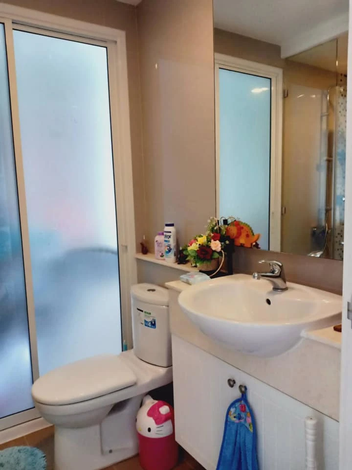 For rent: The Blu X Bangsaen, 4th floor, fully furnished, ready to move in. Book now!