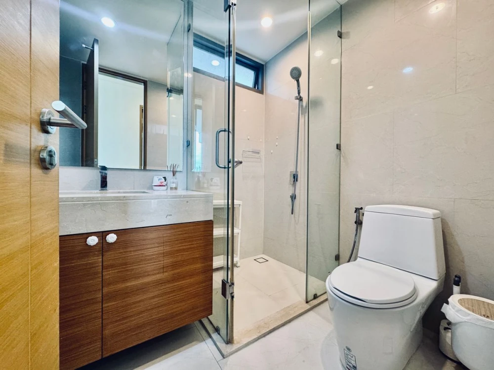 For rent: The Breeze Narathiwas, 9th floor, Chao Phraya River view, fully furnished, nice to live in, reserve now, hurry!