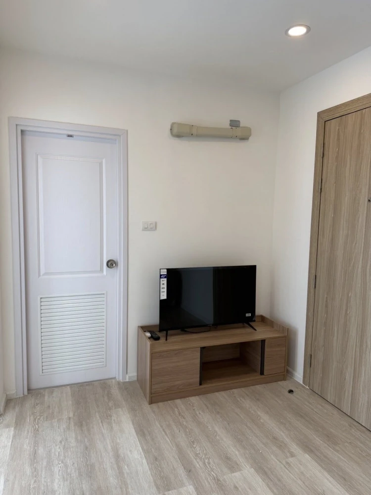 For rent: The CLEV Riverline Chaophraya - Wongsawang, 23rd floor, fully furnished, very livable. Book now!