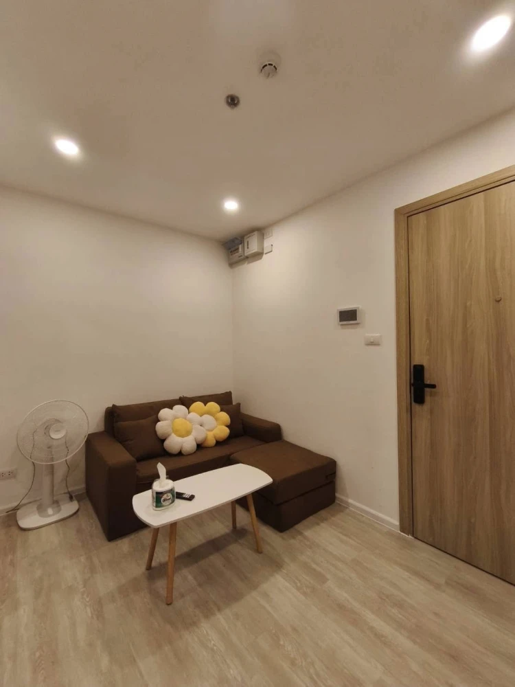 For rent: The CLEV Riverline Chaophraya - Wongsawang. Ready-to-move-in unit on the 19th floor with stunning views. Great price! Book now!