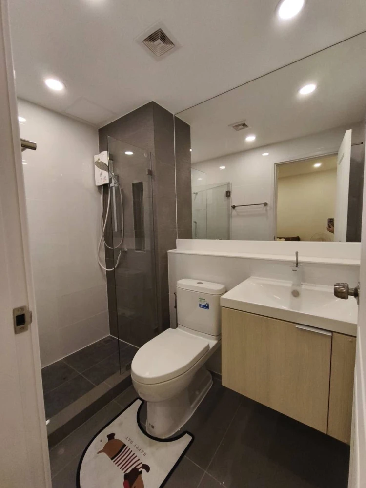 For rent: The CLEV Riverline Chaophraya - Wongsawang. Ready-to-move-in unit on the 19th floor with stunning views. Great price! Book now!