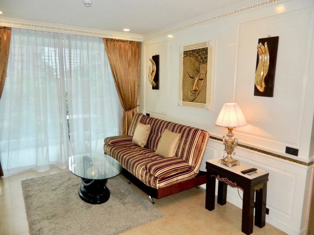 The Cliff condo for rent, pool view, fully furnished. Book now, don't miss out!