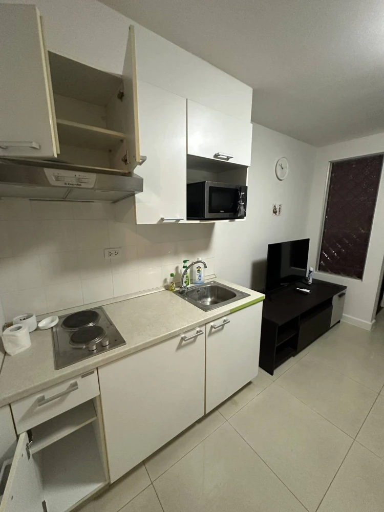 The Clover Thonglor for rent. Quiet, resort-style atmosphere. Direct access to your room from the common area. Book now!