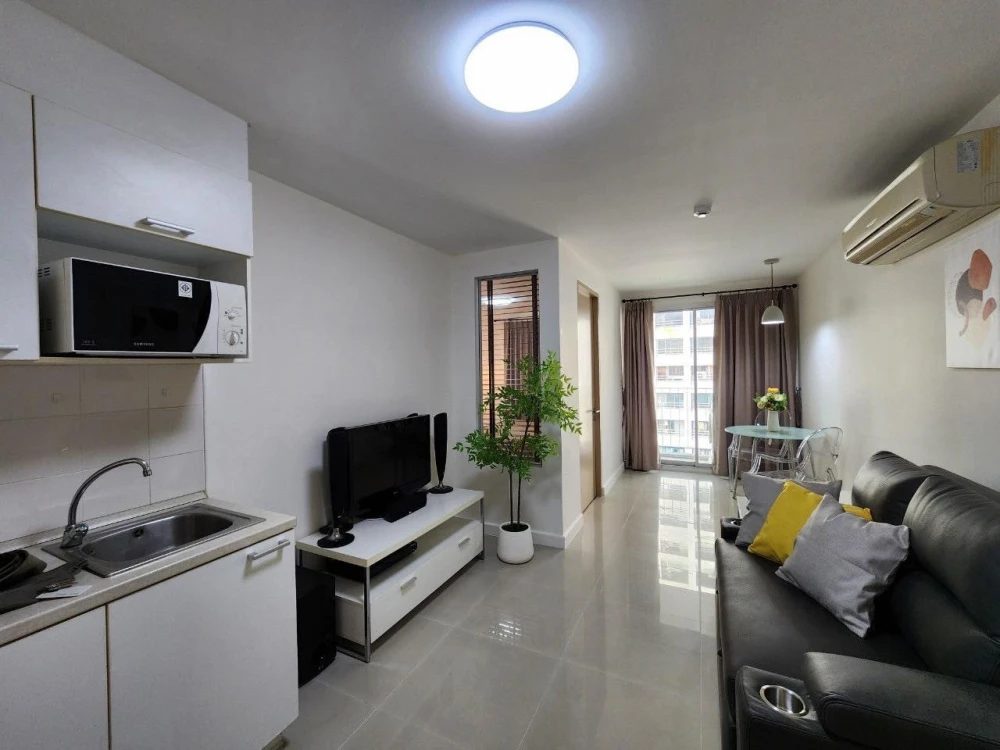 The Clover Thonglor for rent, complete with furniture, quiet atmosphere, not crowded, book now