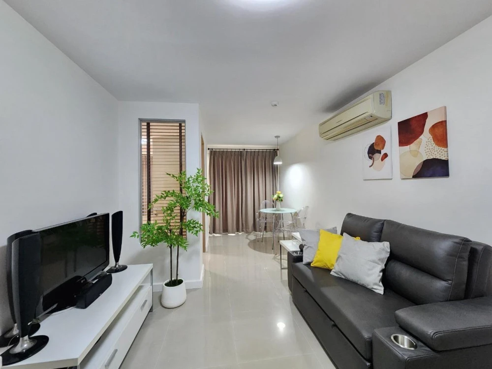 The Clover Thonglor for rent, complete with furniture, quiet atmosphere, not crowded, book now