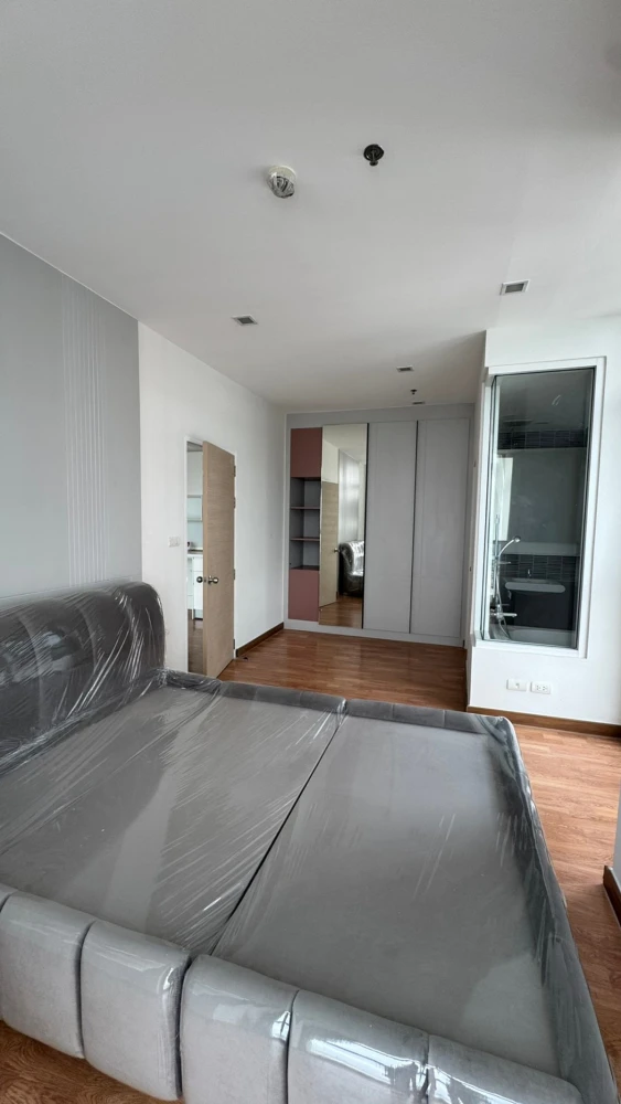For rent: The Coast Bangkok, 29th floor, fully furnished unit, ready to move in. Book now! Don't miss out!