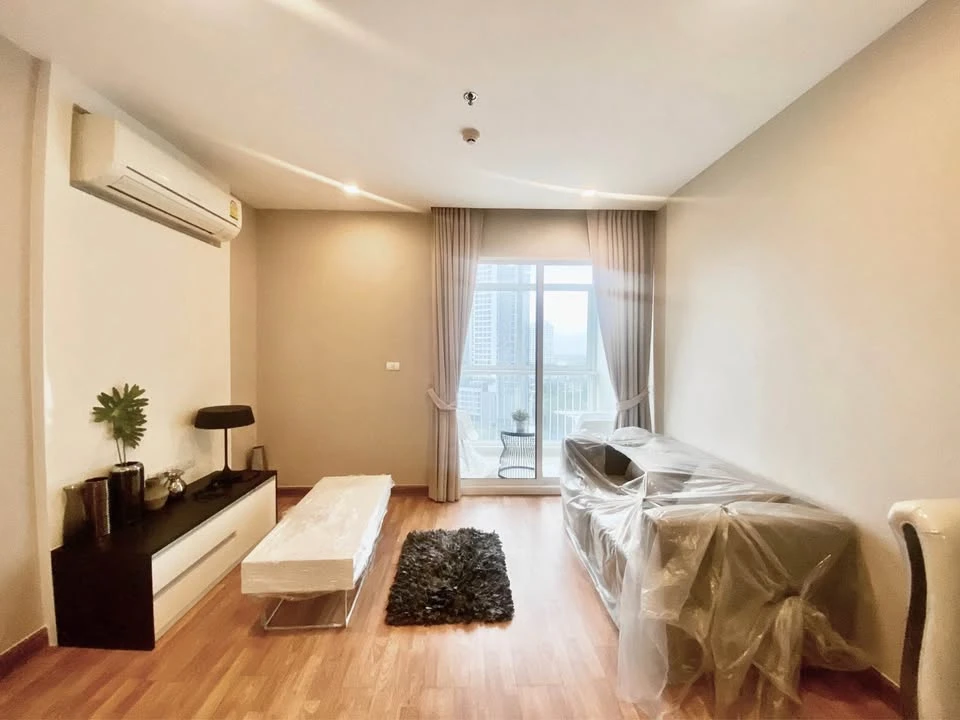 For rent The Coast Bangkok, spacious room, comfortable, suitable for a family, complete facilities, good like this, book now, don't miss out!