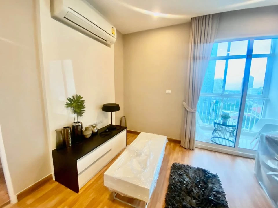 For rent The Coast Bangkok, spacious room, comfortable, suitable for a family, complete facilities, good like this, book now, don't miss out!