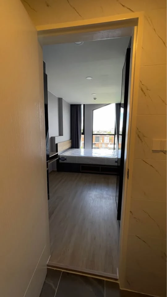 For rent: The Coopers Sukhumvit 64, 7th floor, harbor view, fully furnished and equipped, ready to move in.