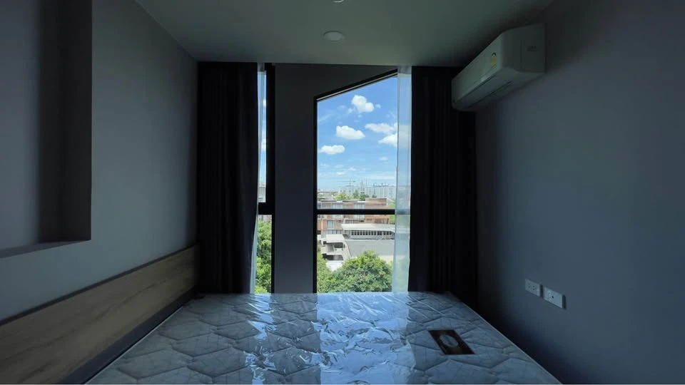 For rent: The Coopers Sukhumvit 64, 7th floor, harbor view, fully furnished and equipped, ready to move in.