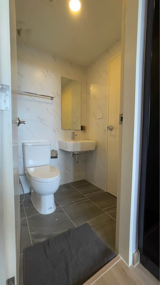 For rent: The Coopers Sukhumvit 64, 1 bedroom, 7th floor, harbor view, fully furnished and appliances, ready to move in