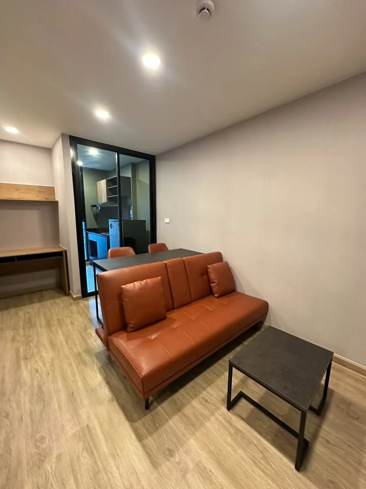 For rent: The Coopers Sukhumvit 64. Nice room, fully furnished + appliances included. Book now!