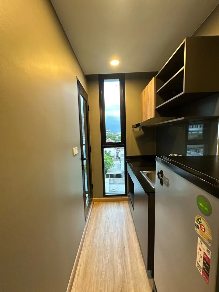For rent: The Coopers Sukhumvit 64. Nice room, fully furnished + appliances included. Book now!