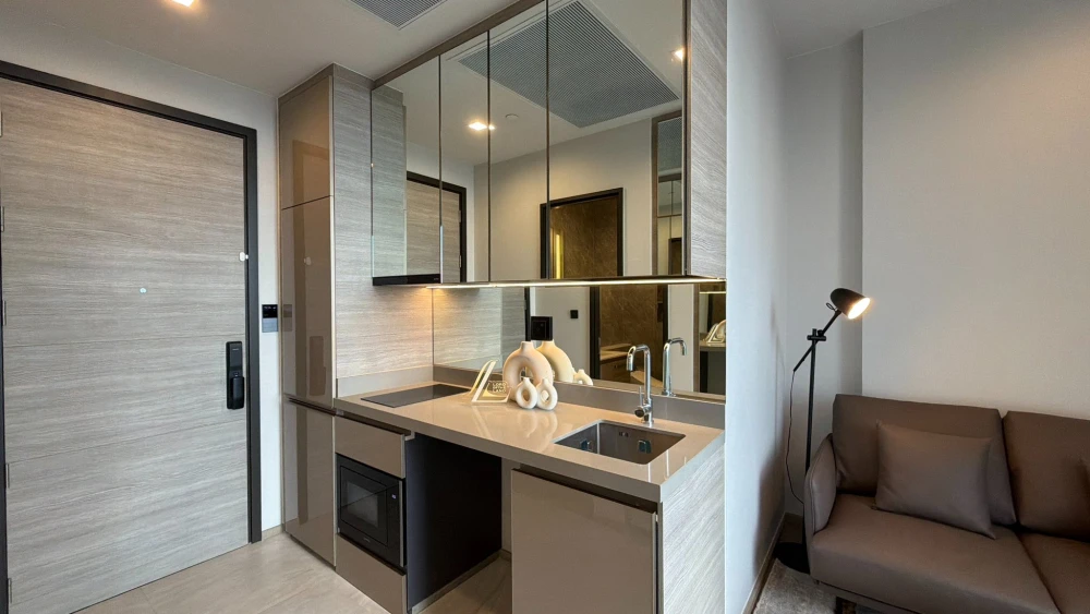 For rent: The Crest Park Residences >> 1 bedroom, best price in the building, Chatuchak Park view << Book now!