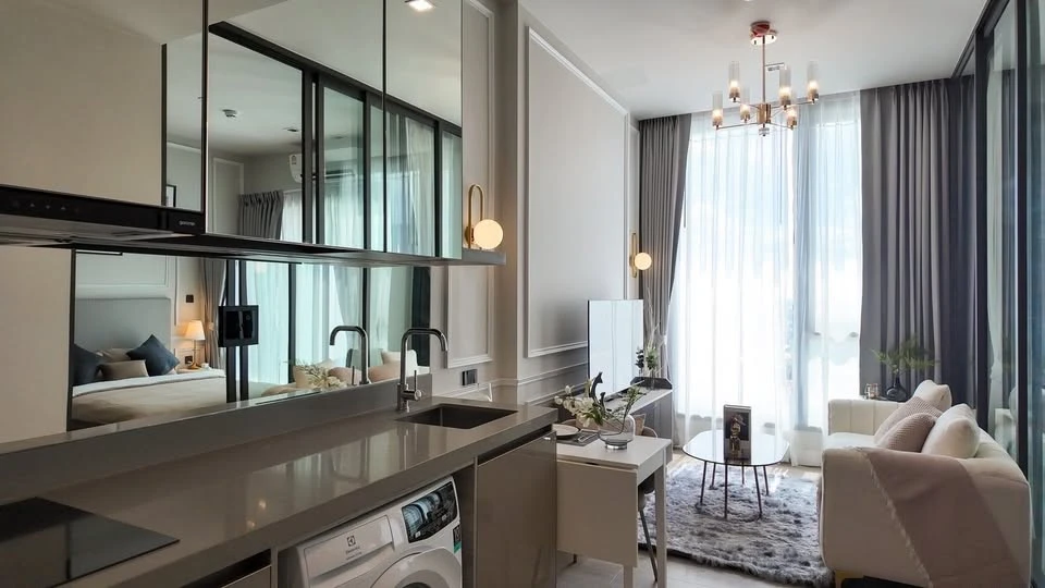 ให้เช่า The Crest Park Residences ชั้น 24 วิวสวย ห้องตกแต่งครบ พร้อมเฟอร์นิเจอร์บิลท์อิน และ ระบบ Smart Home ห้ามพลาด