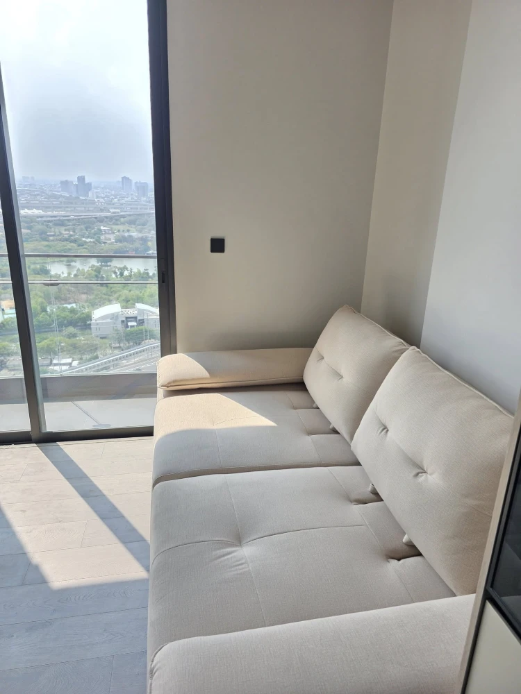 ให้เช่า The Crest park residences ชั้น 28 Park view มีห้องทำงานส่วนตัวแยก พื้นที่เยอะ ต้องจอง
