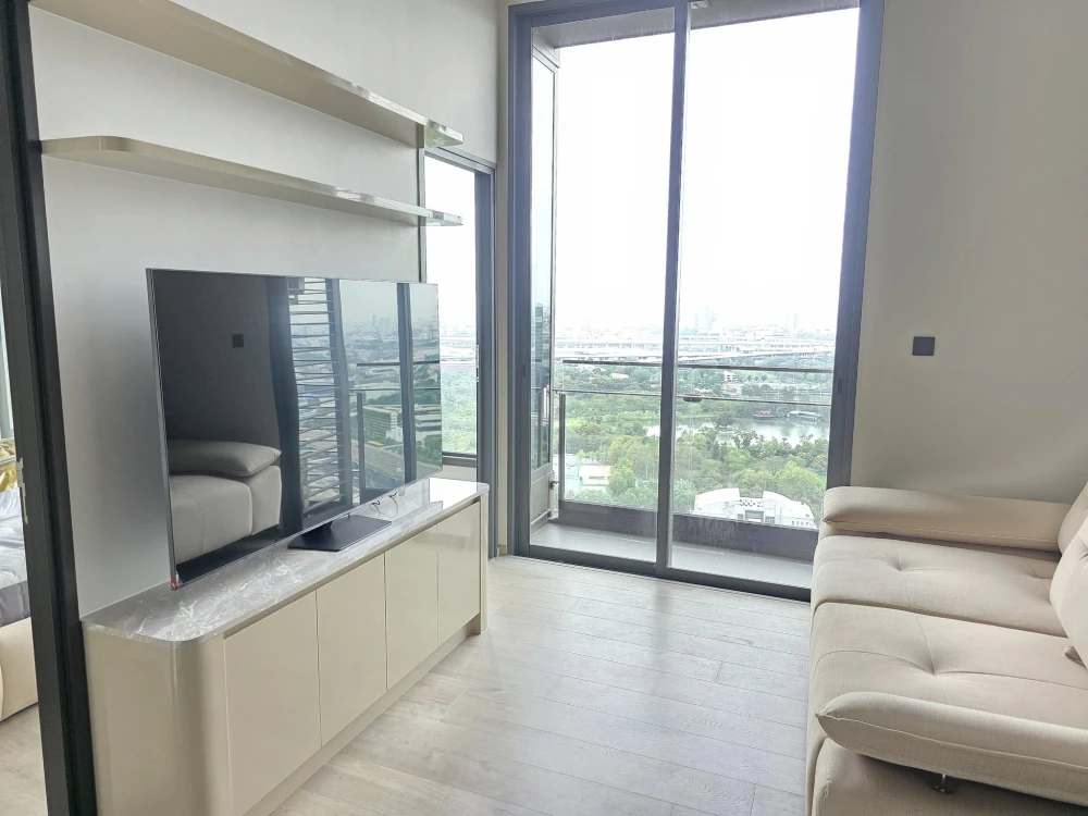 ให้เช่า The Crest park residences ชั้น 28 Park view มีห้องทำงานส่วนตัวแยก พื้นที่เยอะ ต้องจอง