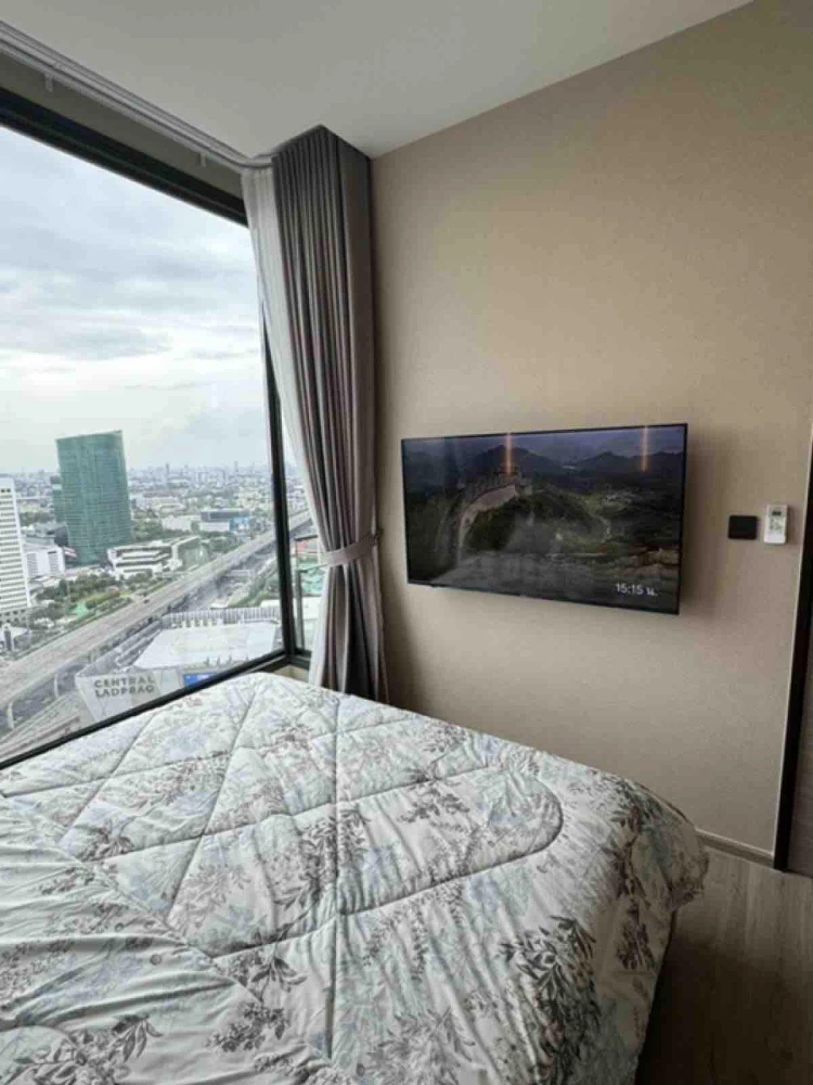 For rent: The Crest park residences, high floor, view of Chatuchak Park, 3-meter ceiling, built-in, everything complete, just bring your bag and move