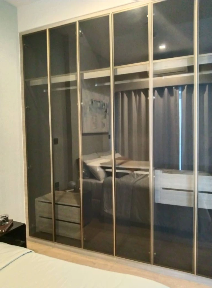 For rent: The Crest Park Residences, ready to move in, fully furnished, come and reserve now, don't wait.