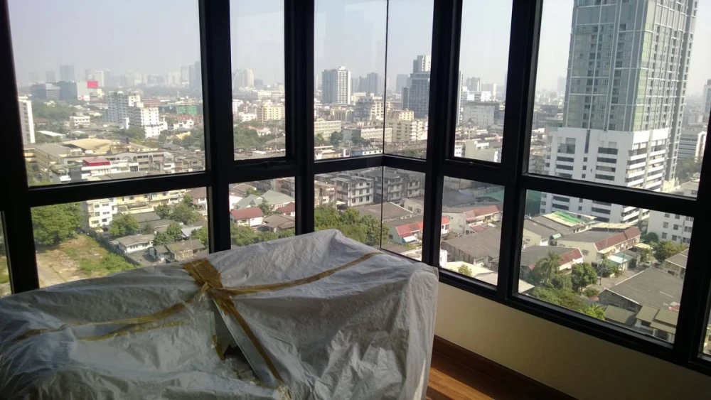 For rent: The Crest Phahonyothin 11, 17th floor, fully furnished, very livable. Book now! (Urgent!)