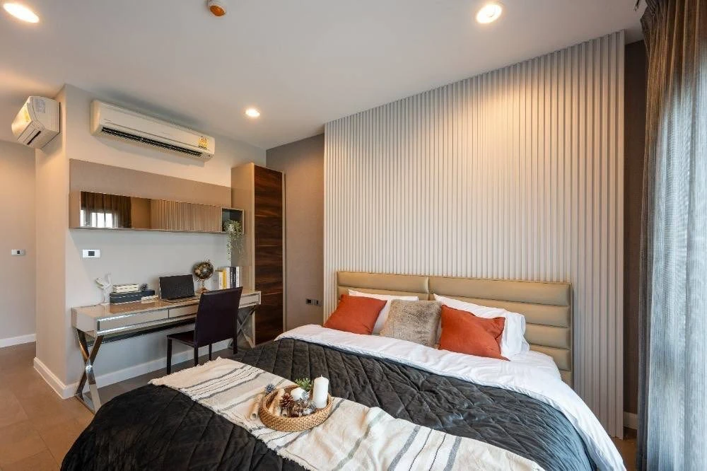 For sale: The Crest Sukhumvit 34, ready to move in, high floor, fully furnished, book now!