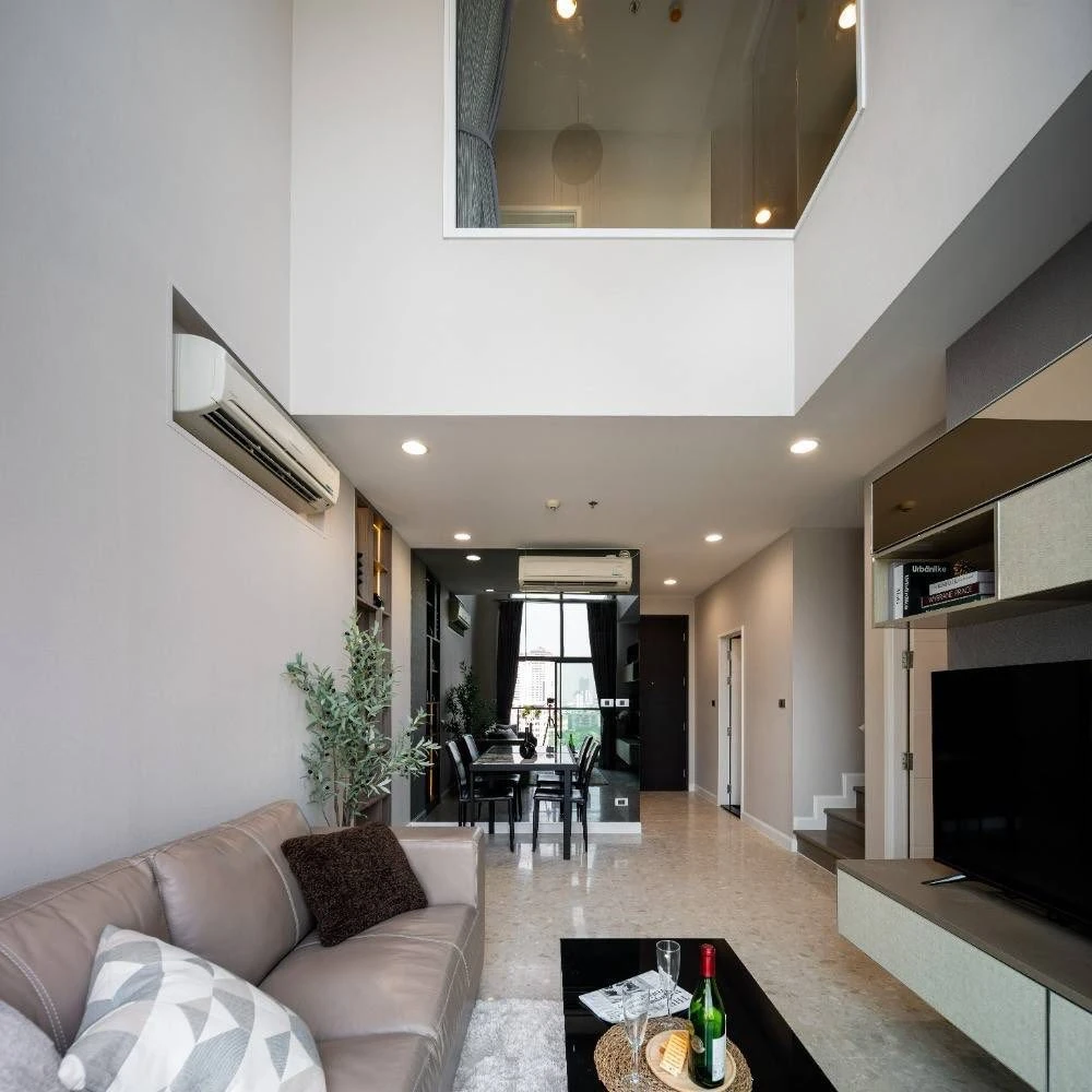 For sale: The Crest Sukhumvit 34, ready to move in, high floor, fully furnished, book now!