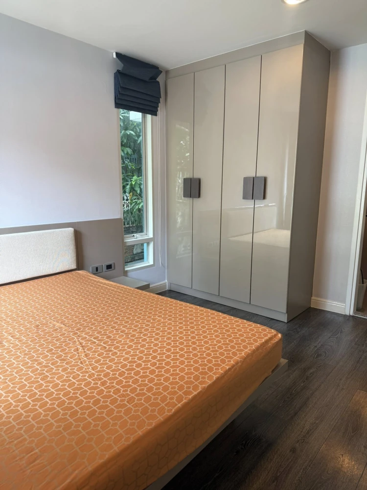 ให้เช่า The Crest Sukhumvit 49 ชั้น 2 ห้องมุมเงียบสงบ บรรยากาศร่มรื่น ไม่จองไม่ได้แล้ว