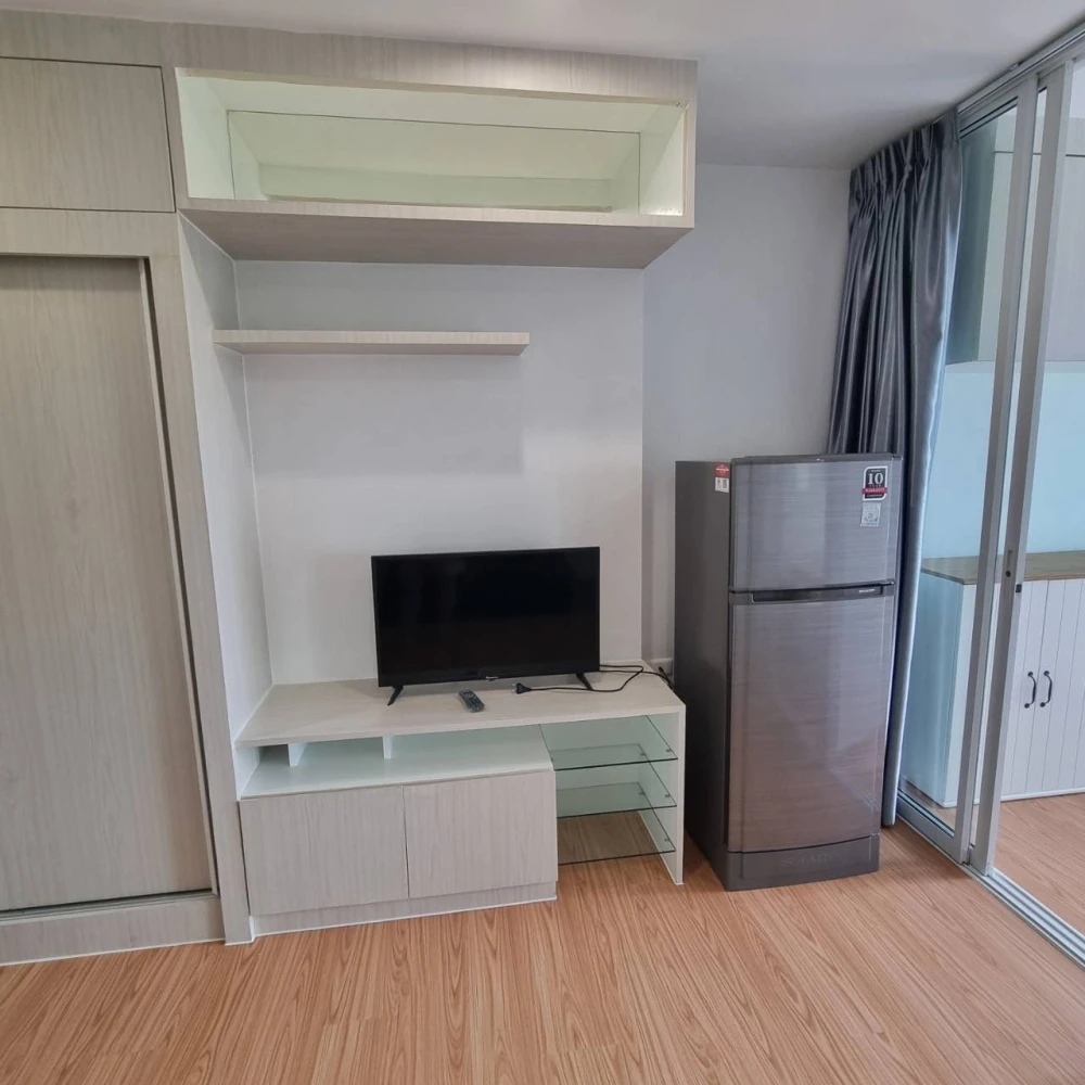 For rent: The Crystal Bliss @ Rattanathibet, 1 bedroom, 1 bathroom, spacious area, fully furnished, don't miss out.