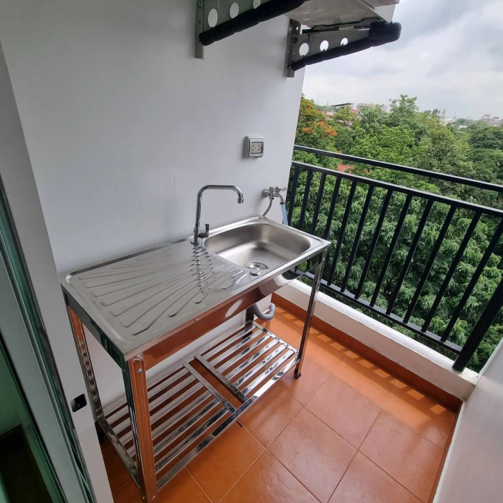 For rent: The Crystal Bliss @ Rattanathibet, 1 bedroom, 1 bathroom, spacious area, fully furnished, don't miss out.