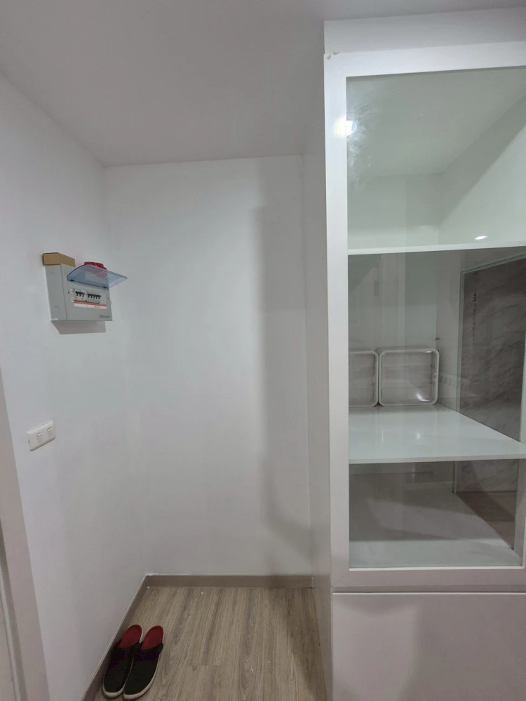 For rent: The Crystal Bliss @ Rattanathibet, ready to move in, fully furnished, spacious room, reserve now.