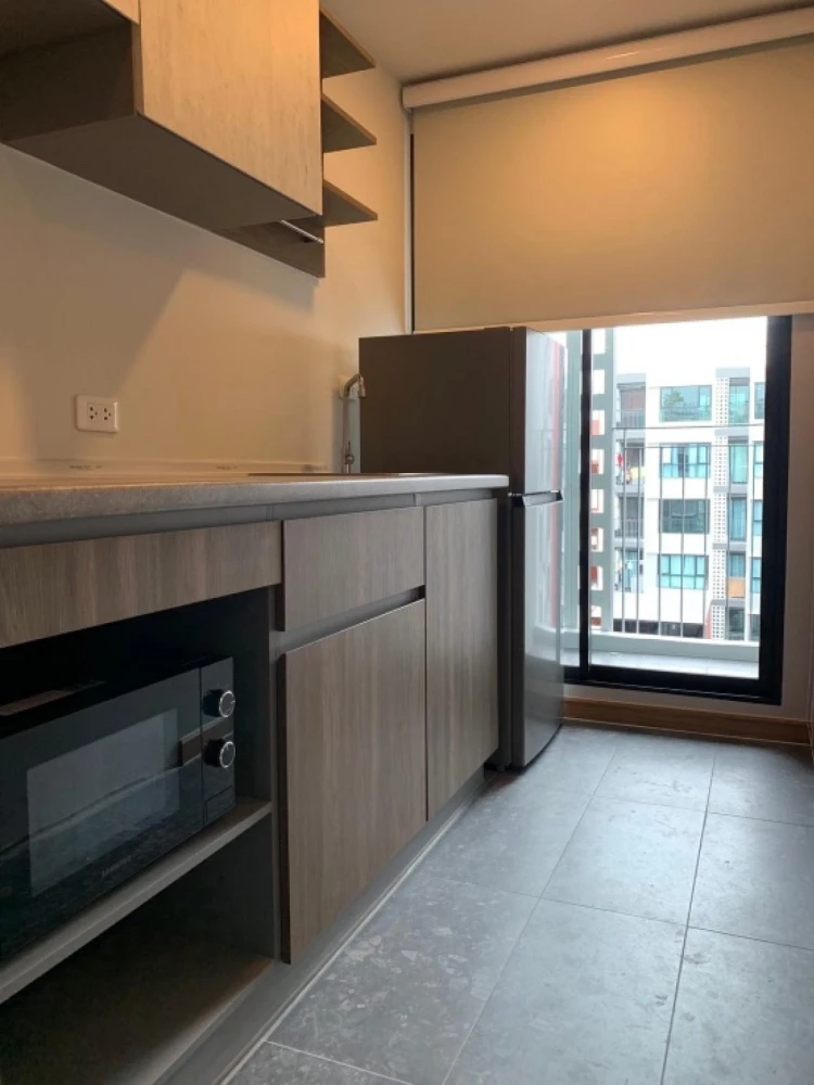 For rent: The Cube Loft Srinakarin-Theparak, 8th floor, fully furnished. Book now!