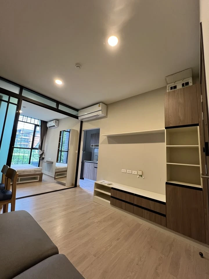 For sale or rent: The Cube North Chaengwattana 12, swimming pool view, great atmosphere, fully functional decoration, don't miss it.