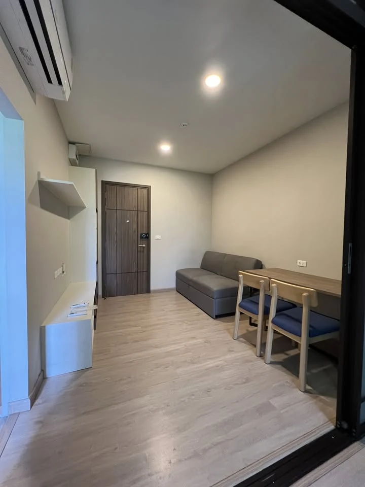 For sale or rent: The Cube North Chaengwattana 12, swimming pool view, great atmosphere, fully functional decoration, don't miss it.