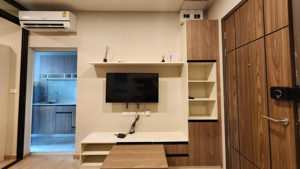 For rent THE CUBE NORTH Chaengwattana 12, swimming pool view, clearly separated rooms. You will regret it if you miss it.