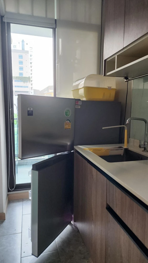 For rent THE CUBE NORTH Chaengwattana 12, swimming pool view, clearly separated rooms. You will regret it if you miss it.