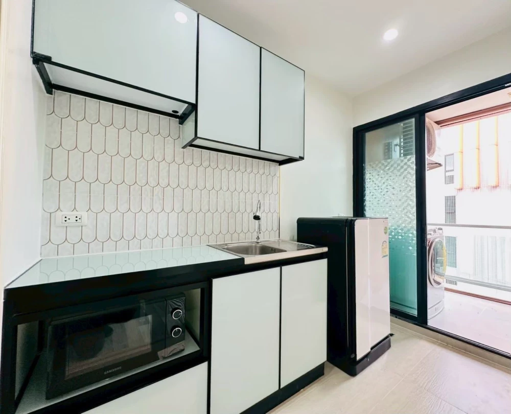 For rent: The Cube Plus Chaengwattana, 1 bedroom, 1 bathroom. Great location, convenient transportation, fully furnished. Book now!