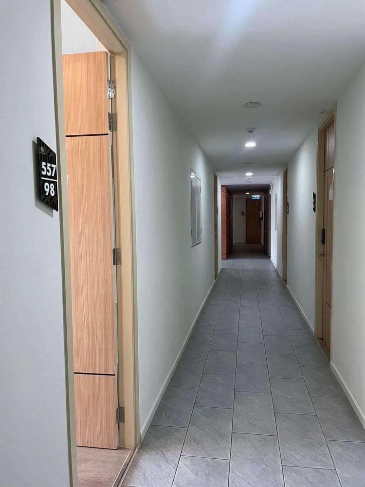 For rent: The Cube Plus Phaholyothin 56, a nice room on the 6th floor. Great location, convenient transportation. Don't miss out!