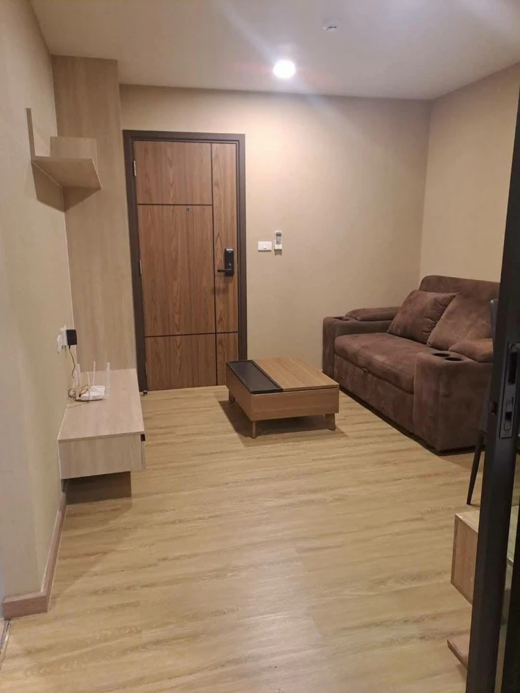 For rent: The Cube South Chaengwattana 15/1, 5th floor, fully furnished room, nice to live in, book now, don't miss out.