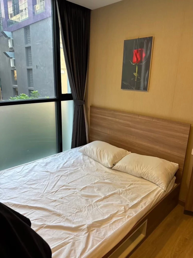 For rent: The Cube South Chaengwattana 15/1. Nice room, fully furnished + appliances included. Book now!
