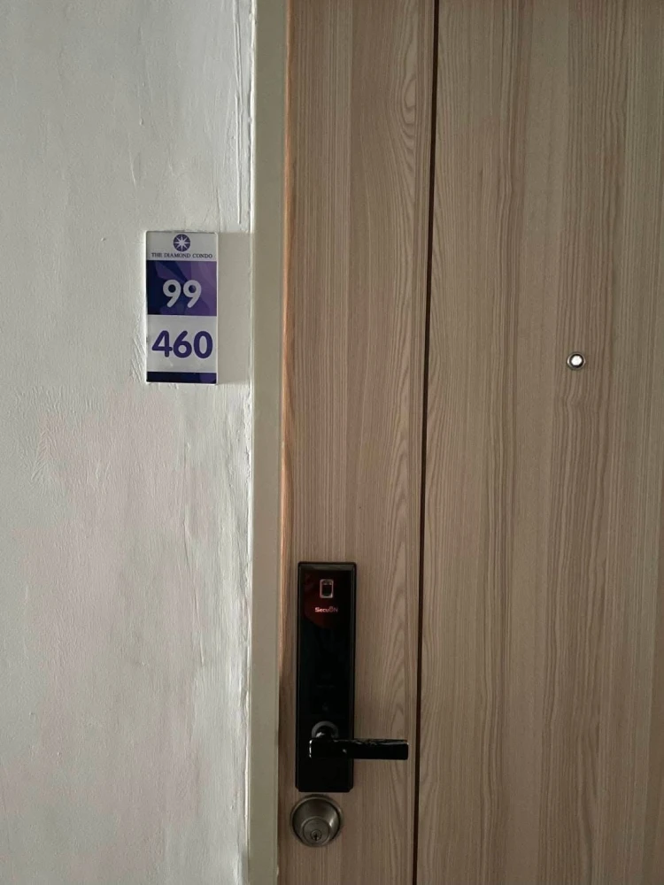 For rent: The Diamond Nawa Nakhon-Taladthai, 1 bedroom, 1 bathroom, plenty of usable space, good location, reserve now!