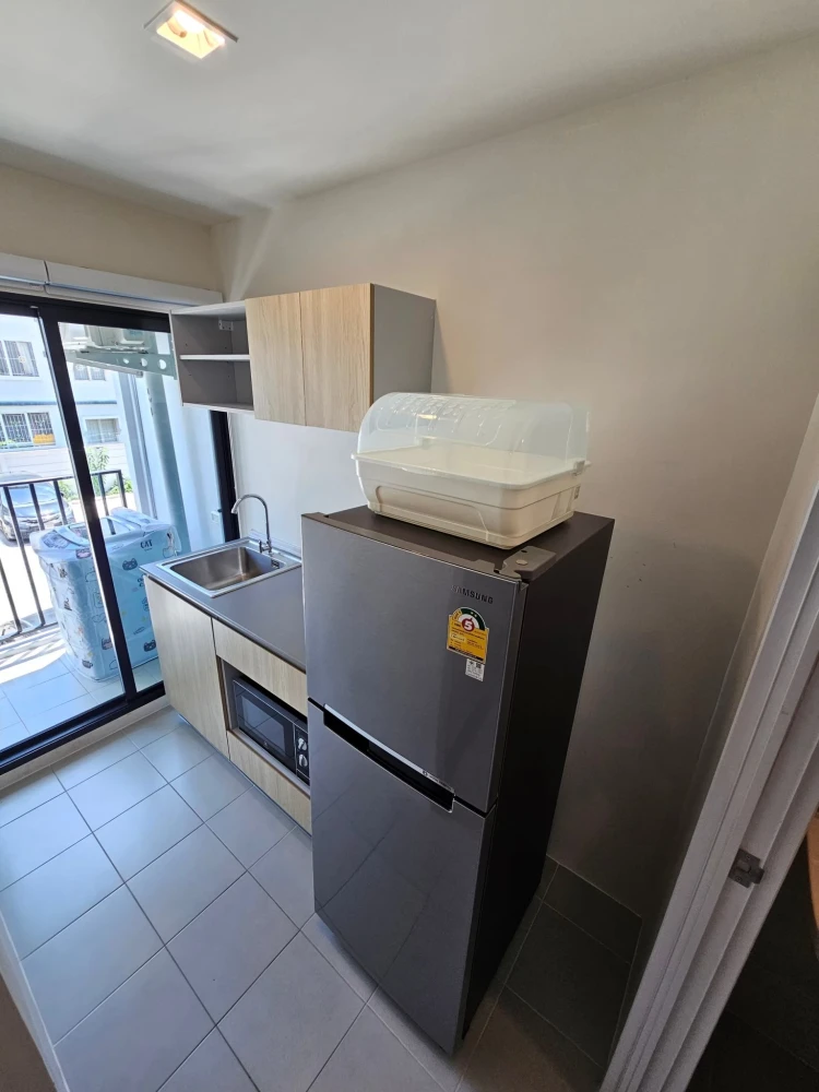 For rent: The Diamond Nawa Nakhon-Taladthai, 2nd floor, nice room, comes with complete decoration.