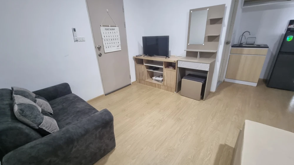 For rent: The Diamond Nawa Nakhon-Taladthai, 7th floor, nice room, fully furnished, reserve now, hurry!