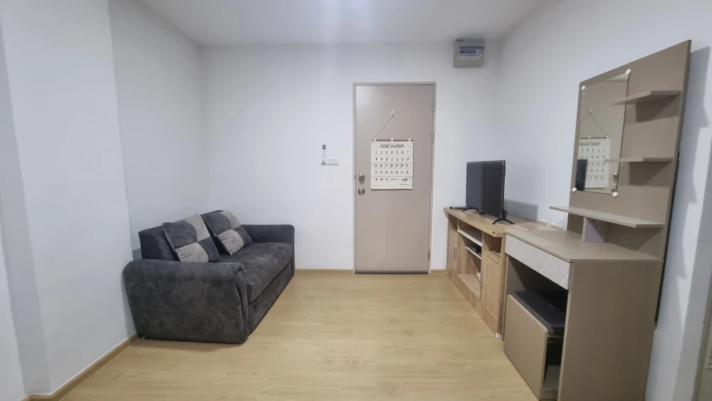 For rent: The Diamond Nawa Nakhon-Taladthai, 7th floor, nice room, fully furnished, reserve now, hurry!