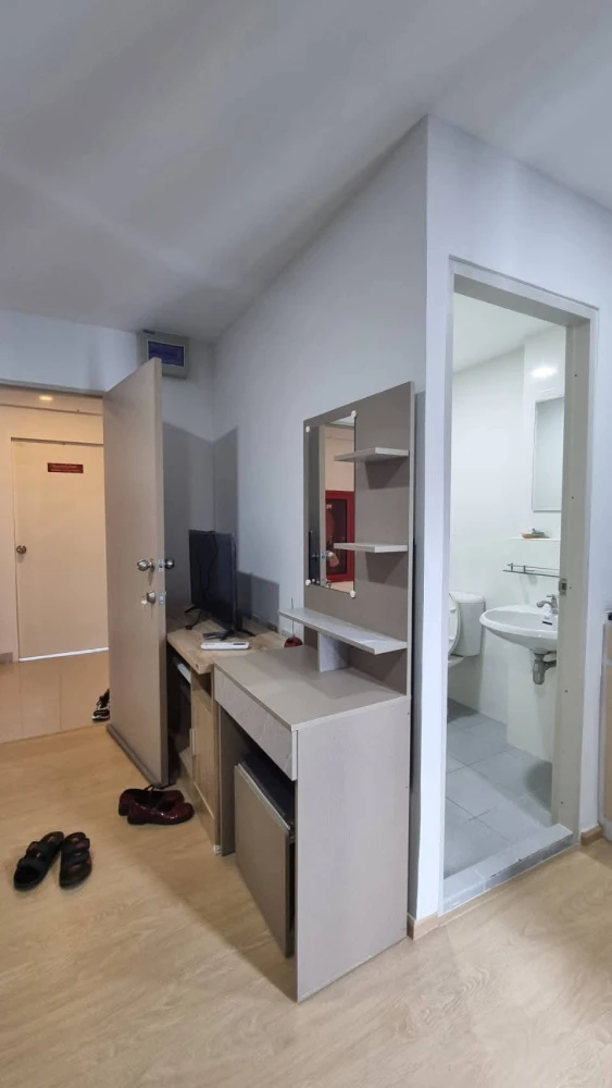 For rent: The Diamond Nawa Nakhon-Taladthai, 7th floor, fully furnished, nice to live in, reserve now.
