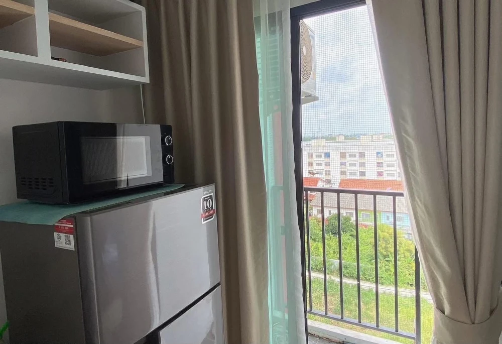 For rent: The Diamond Nawa Nakhon-Taladthai, 8th floor, nice room, fully furnished, book now, don't wait.