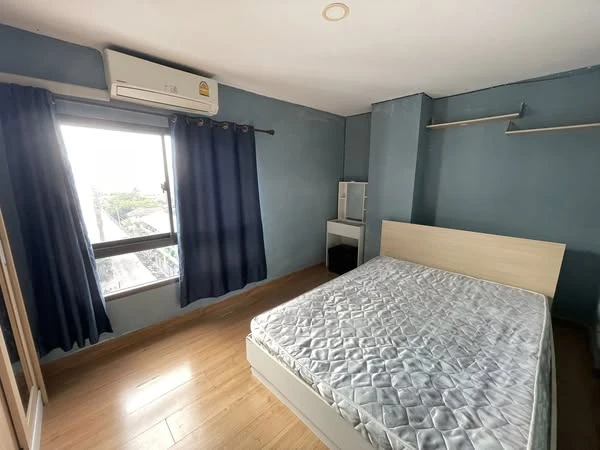 For rent: The Diamond Nawa Nakhon-Taladthai, 8th floor, nice room, fully furnished, hurry and book now, urgent.