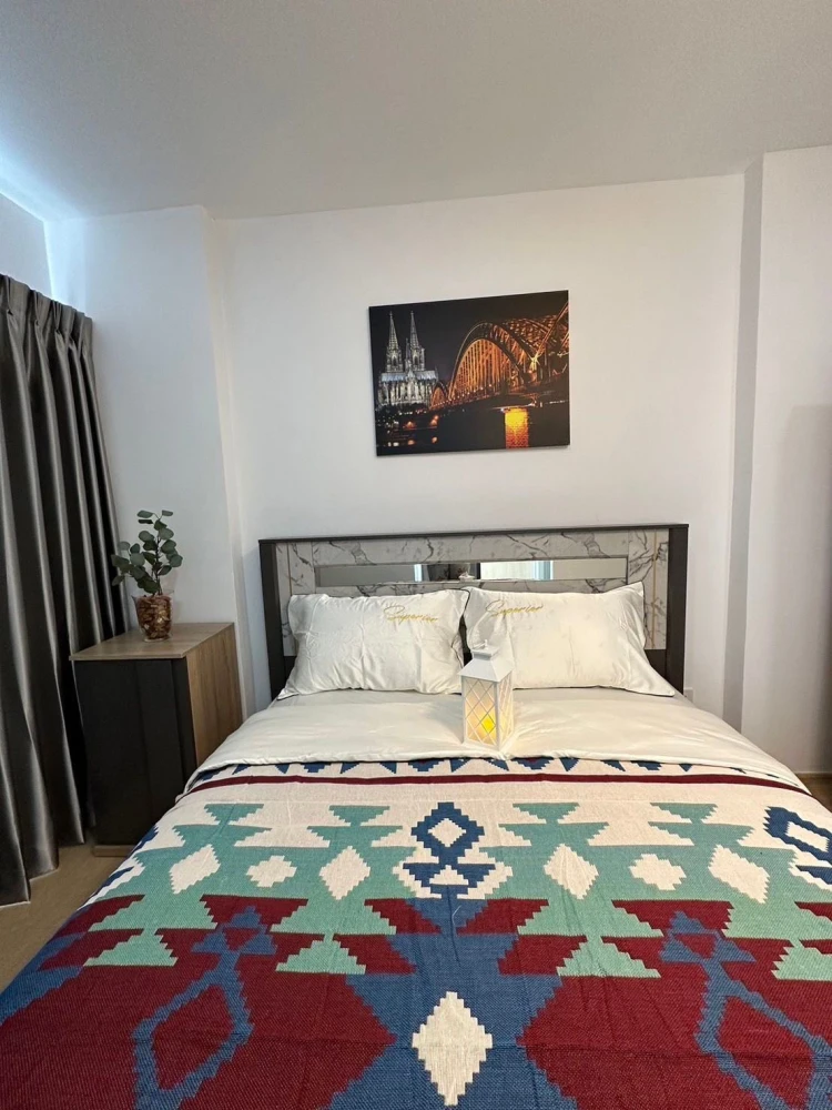 For rent: The Diamond Nawa Nakhon-Taladthai, 8th floor. Beautiful and comfortable room. Book now!