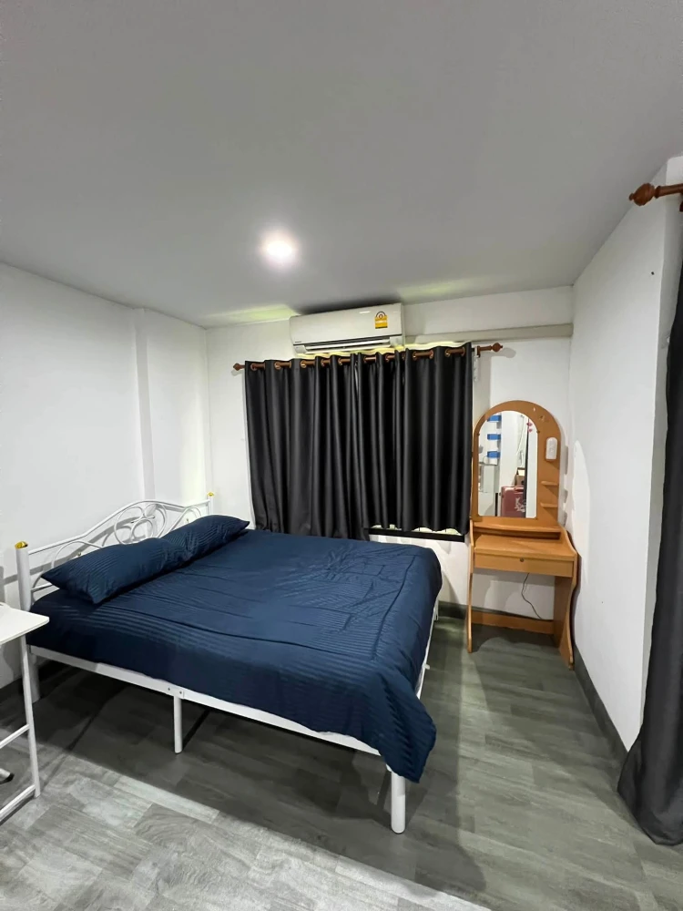 For rent: The Diamond Nawa Nakhon-Taladthai, fully furnished. Book now!